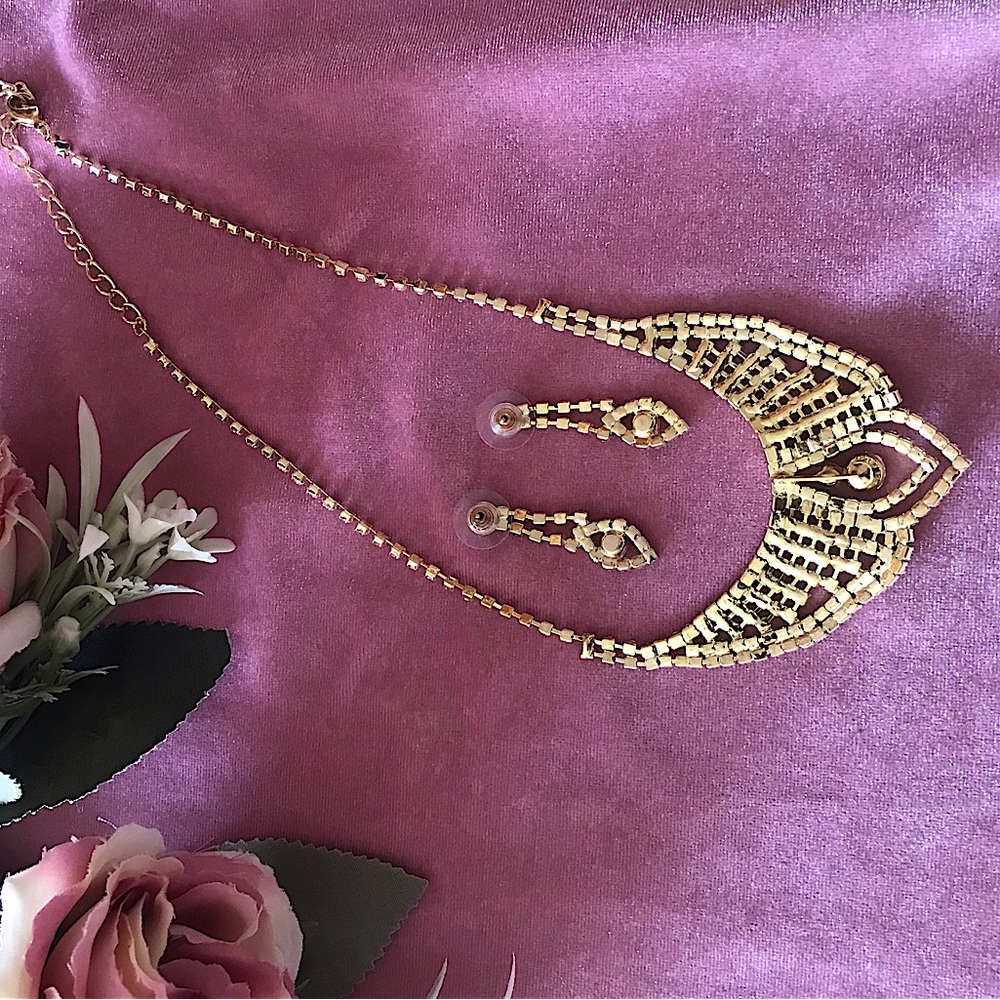 SP Sophia Collection Rhinestone Necklace Earring Set - Picture 3 of 6